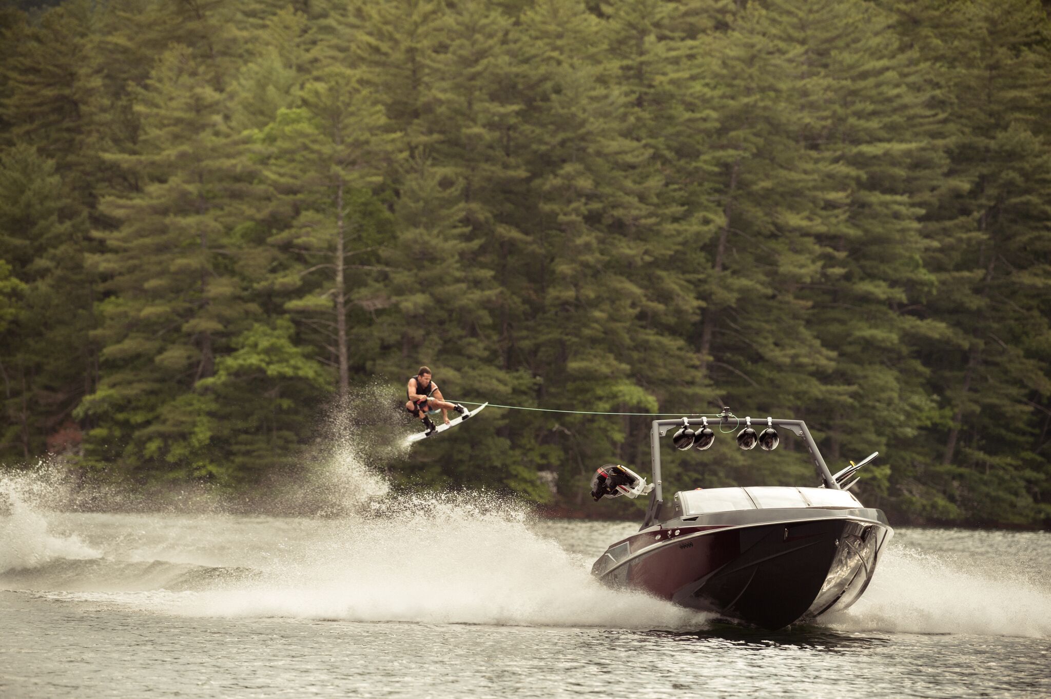 Катер Axis T22: винный каприз