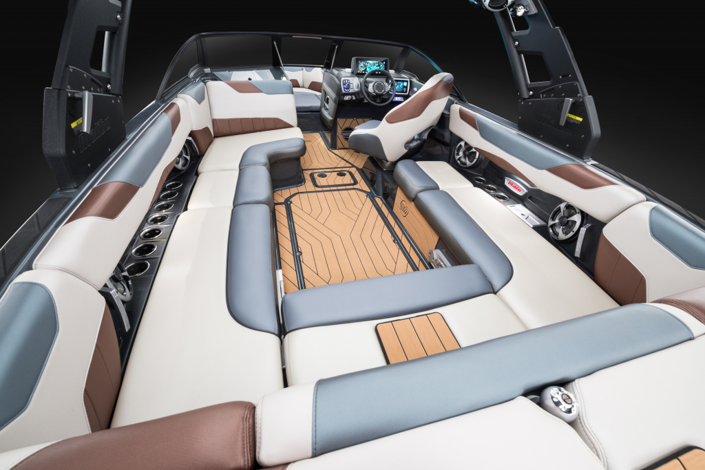 23LSV Rear Interior.jpg